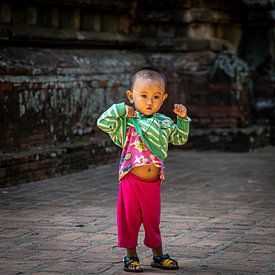 Kind in Myanmar von Aad de Vogel