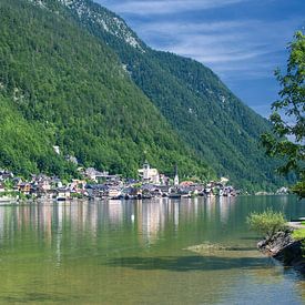 Hallstatt aan het meer van Hallstatt,Opper-Oostenrijk van Peter Eckert