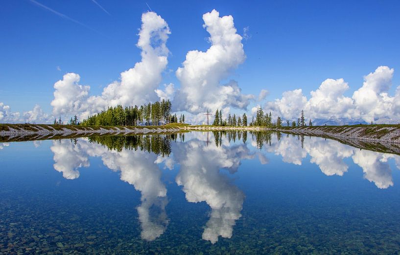 Cloud towers on the Kemahdhöhe by Christa Kramer