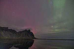 Aurora Reflecties