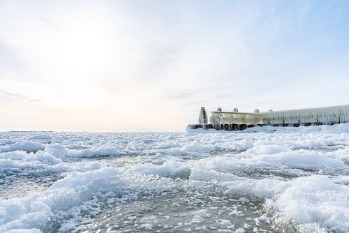 Steiger langs de Afsluitdijk