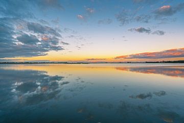 Atmospheric sunset at the Roegwold by Annie Jakobs