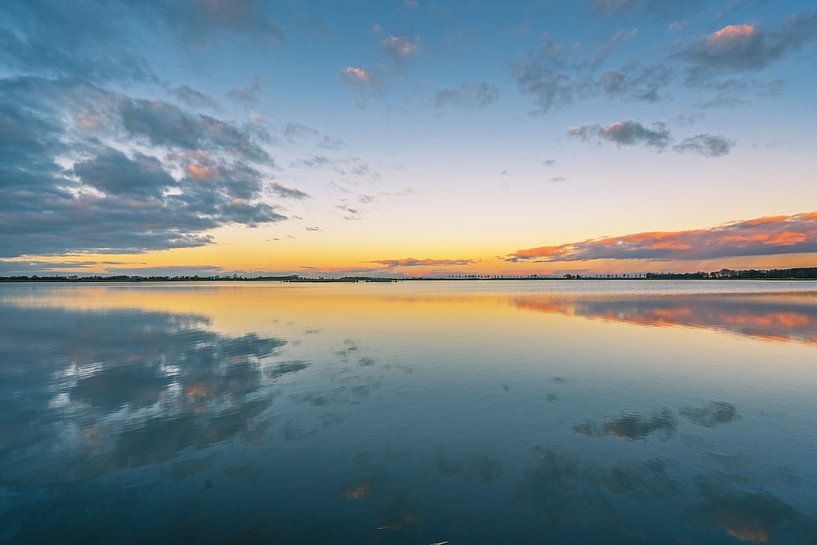 Coucher de soleil atmosphérique au Roegwold par Annie Jakobs