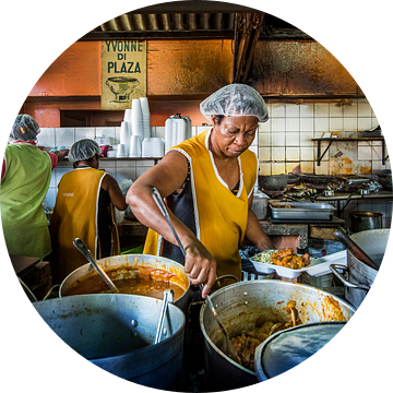 Plasa Bieu, Curacao, sfeerfoto van lokaal restaurant van Keesnan Dogger Fotografie