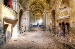 Holiness by Roman Robroek - Photos of Abandoned Buildings