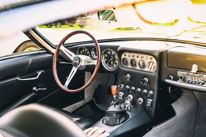 Lamborghini 350 GT klassieke Italiaanse sportwagen interieur van Sjoerd van der Wal Fotografie