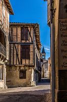 Straße im Dorf Lautrec in Frankreich