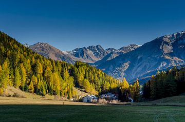 Sunny autumn day in the Val Müstair