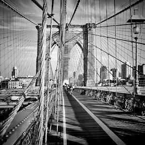 NYC Brooklyn Bridge van Melanie Viola