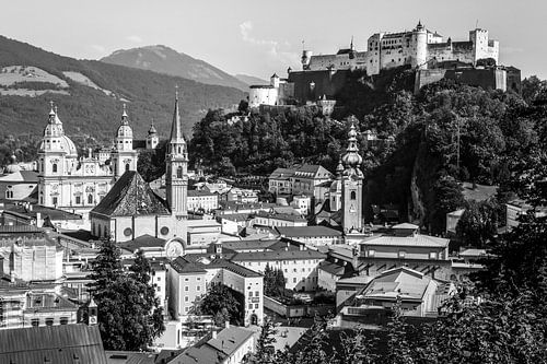 Salzbourg en Autriche - Monochrome sur Werner Dieterich