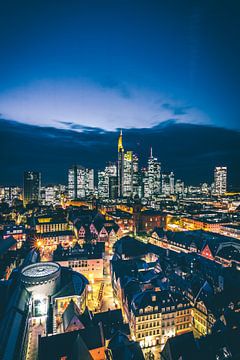 Frankfurt skyline bij nacht van Fotos by Jan Wehnert