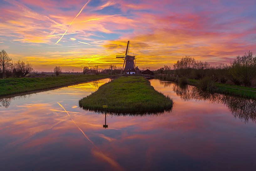 Windmühle der Onrust im schönen Sonnenuntergang von Sander Hupkes