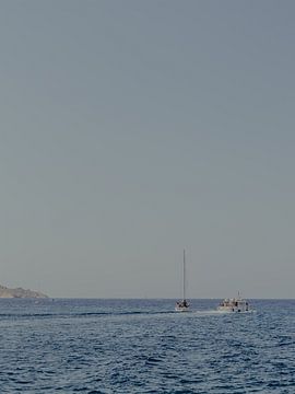 Flucht ans Mittelmeer | Reisefotografie Kunstdruck in der Stadt Marseille | Cote d'Azur, Südfrankreich von ByMinouque
