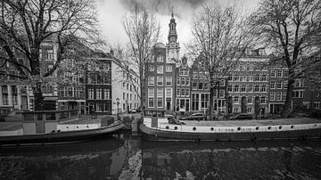 Zuiderkerk gezien vanaf de Kloveniersburgwal Amsterdam van Peter Bartelings