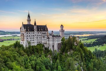 Kasteel Neuschwanstein bij zonsopgang