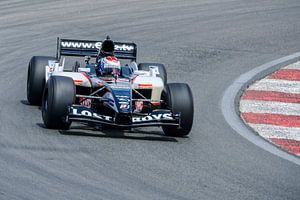 Minardi-Formel-1-Rennwagen, gefahren vom ehemaligen F1-Rennfahrer Jos Verstappen