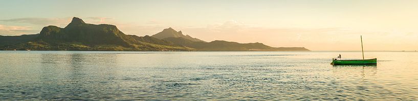 Zonsondergang op Mauritius van Sebastian Leistenschneider