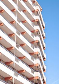 Building in patterns by Tije Mählmann