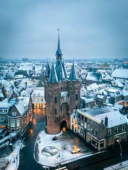 The Sassenpoort Zwolle in the snow