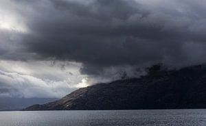 Wakatipu Lake by WvH