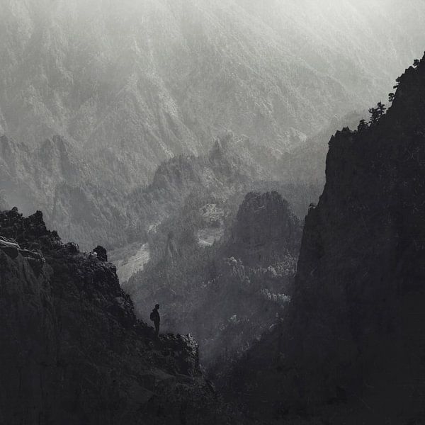 D'un autre temps - Randonneur en montagne La Palma - Iles Canaries par Dirk Wüstenhagen