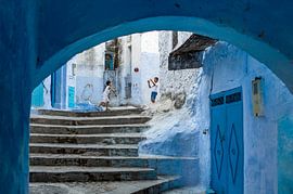 Children playing in Chefchaouen, Morocco by Paula Romein