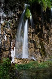 Waterfall in Croatia by Fabian Bracht