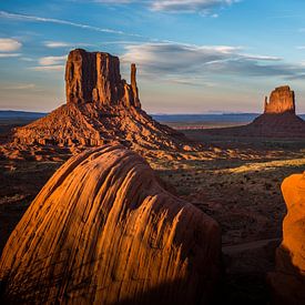 Zonsondergang in Monument Valley van Catstye Cam / Corine van Kapel Photography