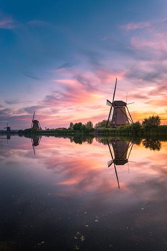 Sunrise Kinderdijk 13 by Henk Smit