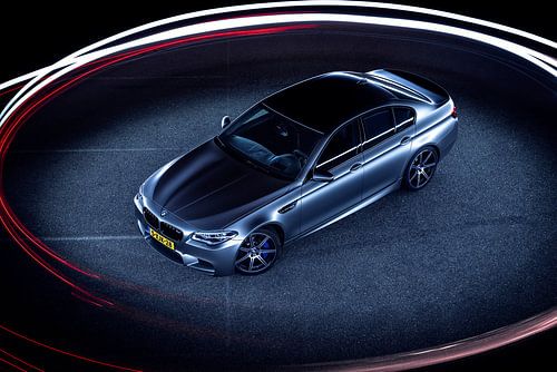 Matt grey BMW M5 30 jahre editon