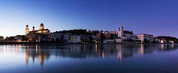 Passau Panorama bij het blauwe uur