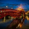 La danse des lumières à Amsterdam / Comme un serpent sur Frank Laurens