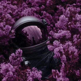 Purple Moon - Galactic Bloom (astronout) van Surreal Media