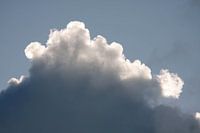 Top van een wolk