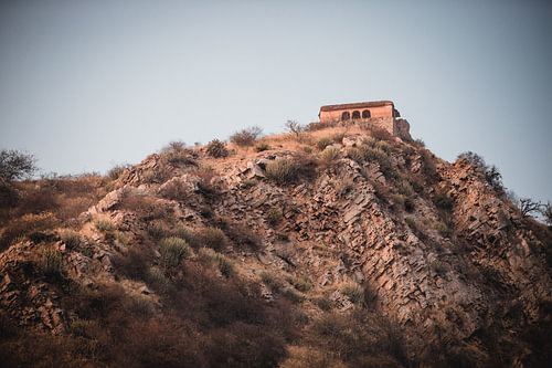 Small house on top of the hill | Travel photography