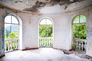 Verlassenes, verfallenes Sanatorium.