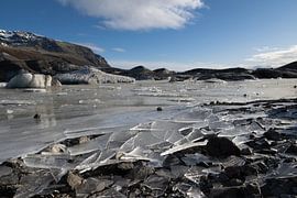 Fjallsarlon ice floe lake Iceland by Bennie Krajenbrink