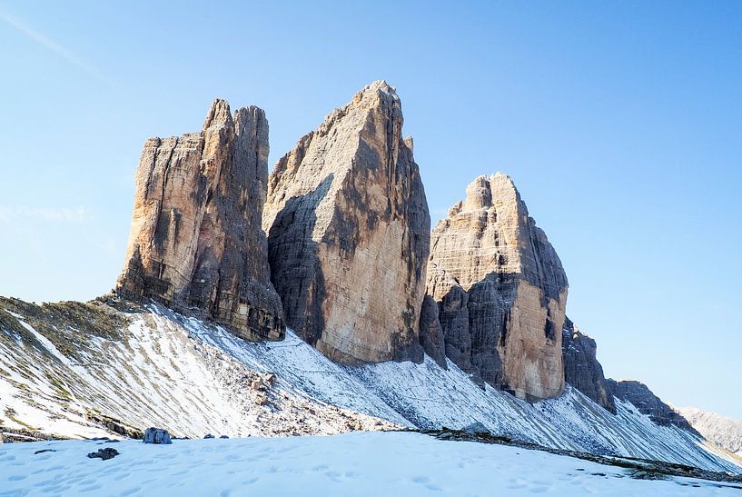 Die Drei Zinnen - Wunderwelt der Berge – atemberaubende Naturfotografie mit Gipfeln, Tälern und Lichtstimmungen. von Miriam Schwarzfischer Fotografie
