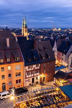 St Sebald's Church in Nuremberg in the evening by Jan Schuler