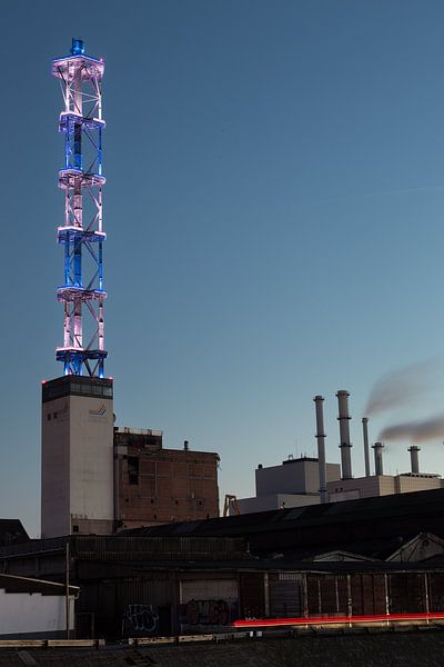 Stadtwerketurm Duisburg von Jenny Kambeck
