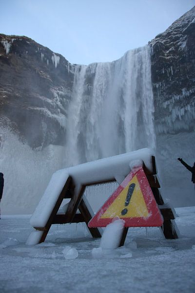 Wasserfall im Winter von Koen van der Werf