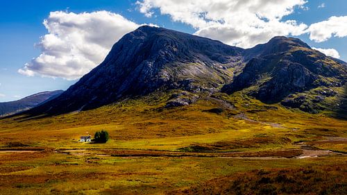 De magnifieke bergen van de Schotse Hooglanden