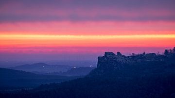 Sonnenaufgang - Burg Regenstein von Oliver Henze