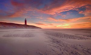 Leuchtturm von Texel bei Sonnenuntergang von John Leeninga