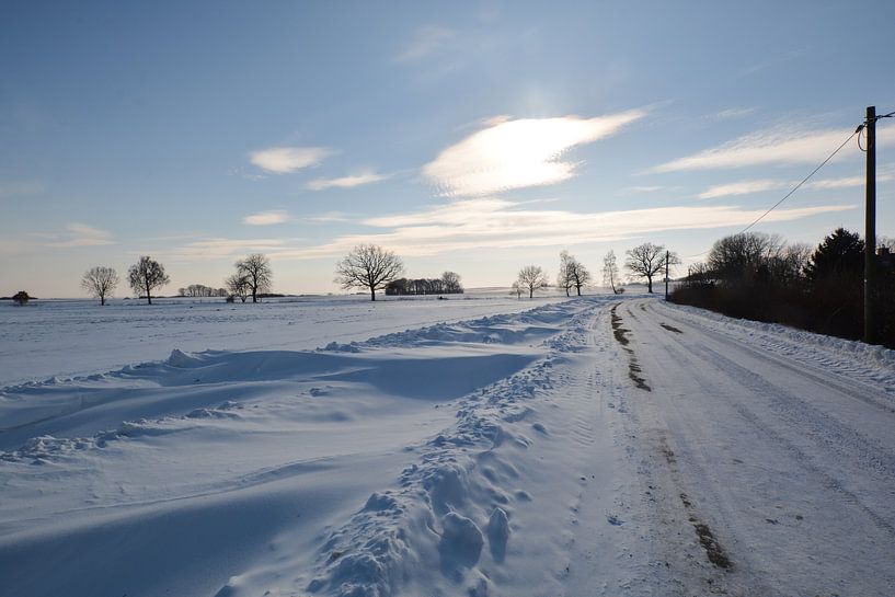 Schneeverwehungen bei Neukamp, Putbus, Insel Rügen von GH Foto & Artdesign