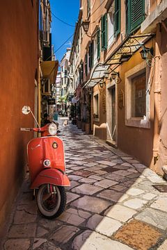 Vespa scooter in Greece by Rick van Geel