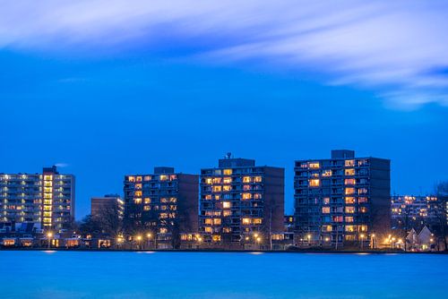 Abend fällt über Zegerplas bei Alphen aan den Rijn