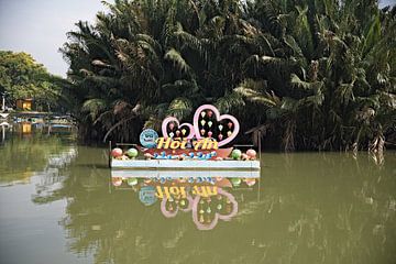 Hoi An: liefde en lantaarns op het water van Frank Photos