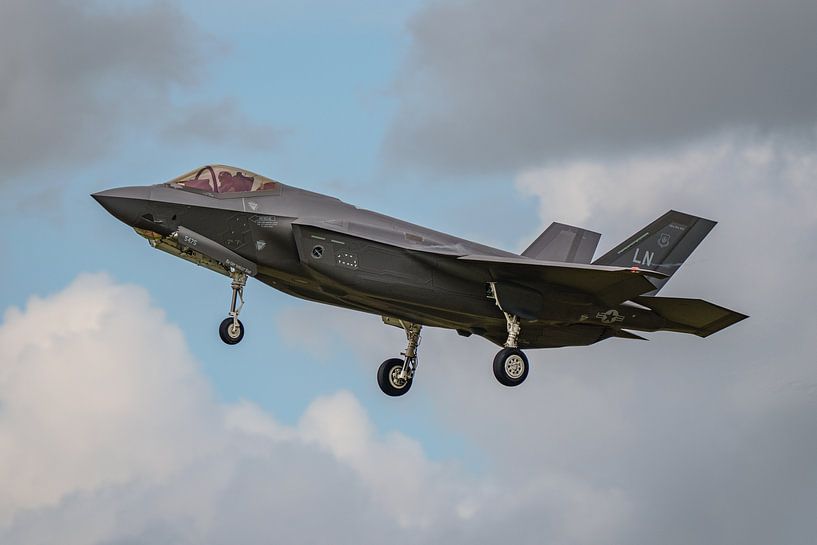 Landing U.S. Air Force Lockheed Martin F-35 Lighting II. by Jaap van den Berg