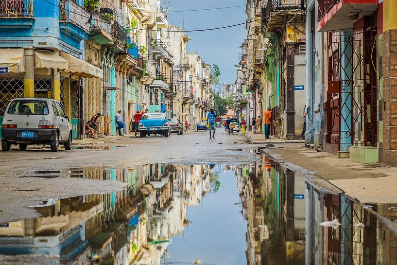 Havana street by Anahi Clemens